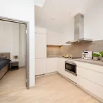 Apartment 8era Business Executive Rotermanni *