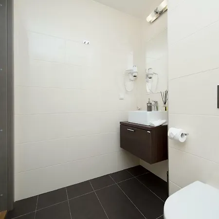 8era Business Executive Rotermanni * Tallinn