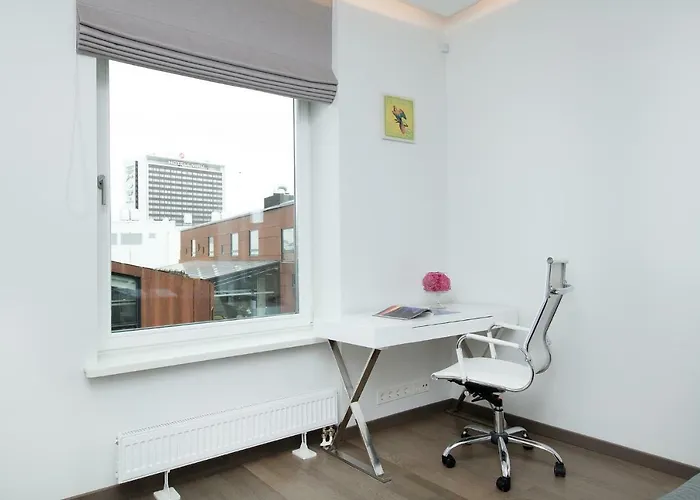 8era 비즈니스 이그제큐티브 로테르마니 아파트먼트 탈린