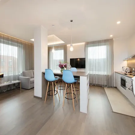 8era 비즈니스 이그제큐티브 로테르마니 아파트먼트