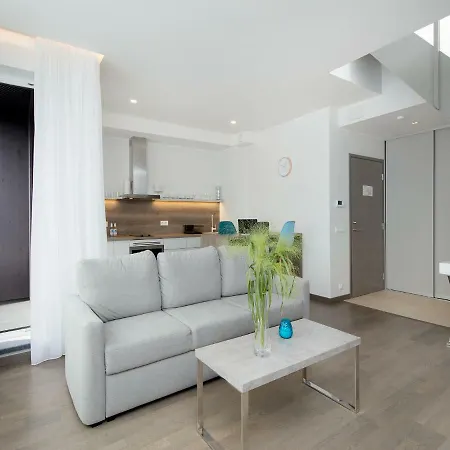 아파트 8era 비즈니스 이그제큐티브 로테르마니 아파트먼트 *