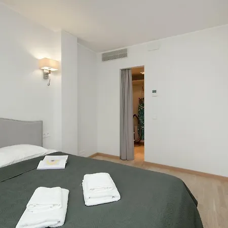 아파트 8era 비즈니스 이그제큐티브 로테르마니 아파트먼트 *